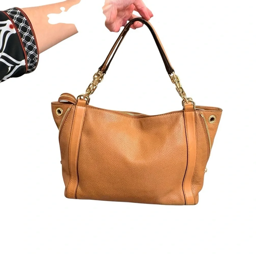 Michael kors brown leather expandable tote bag